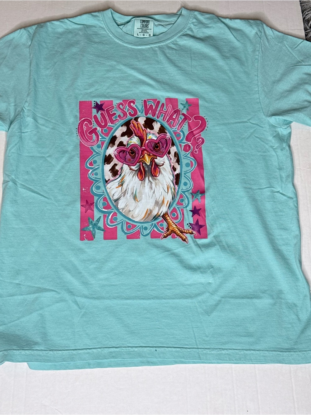 Comfort Colors Aqua 'Guess What?' Graphic Short-Sleeve Tee
